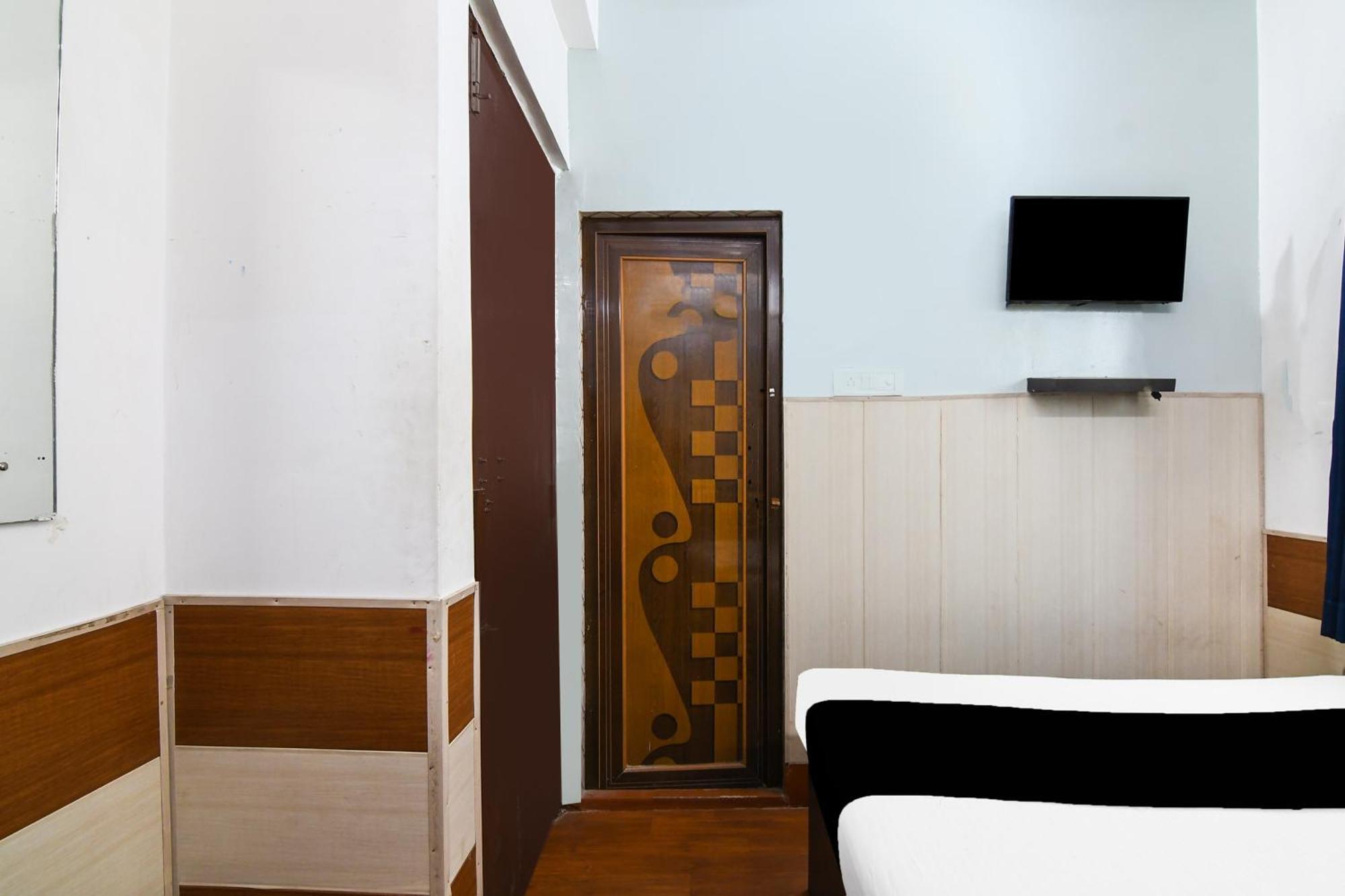 Hotel O Biswa Bangla Sarani Калькутта Экстерьер фото