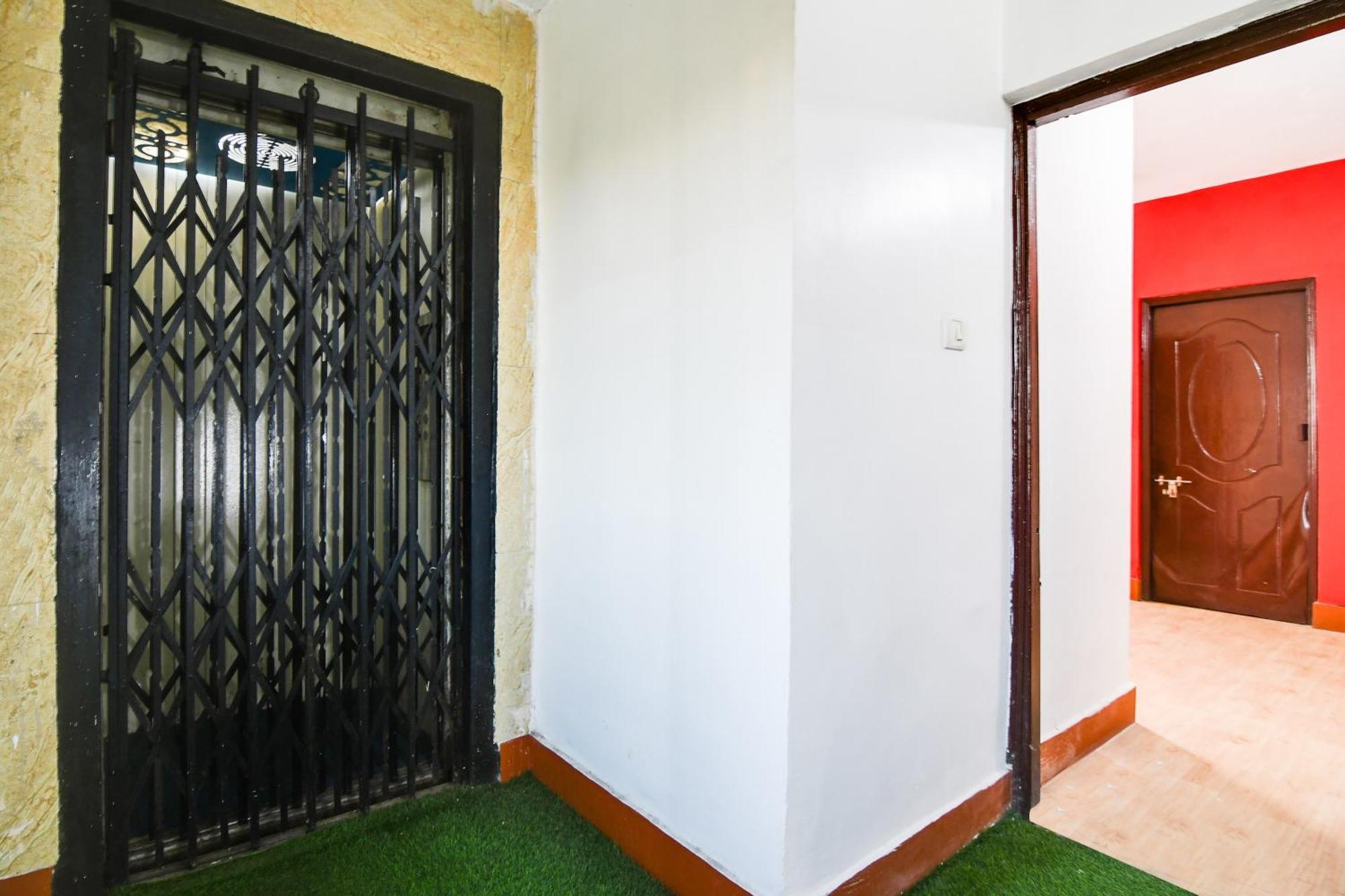 Hotel O Biswa Bangla Sarani Калькутта Экстерьер фото